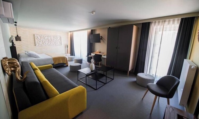 Sevry Hotel | ABCD Hotel-Restaurant