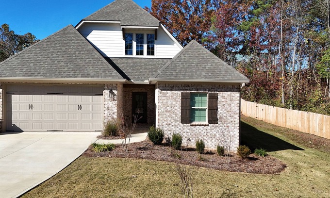 Auburn House | Abernathy Homenn
