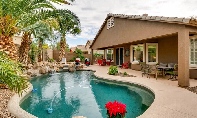 Villages At Queen Creek House | Absolutely Stunning Arizona Oasis!