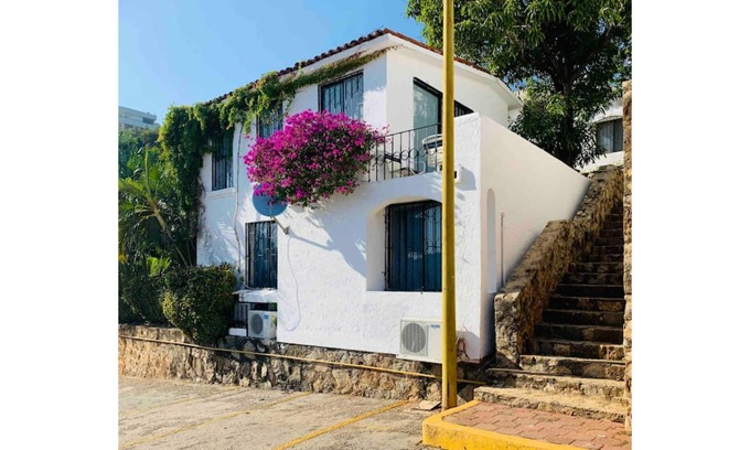 Puerto Marques House | Acapulco Brisa Diamante View