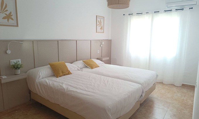 Galvez House | Accommodatio Callejón del Pozo IV near Puy [6-9 p]