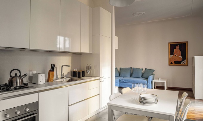 Centro Direzionale Apartment | Accomodo MIQ41 Quadrivano Centrale