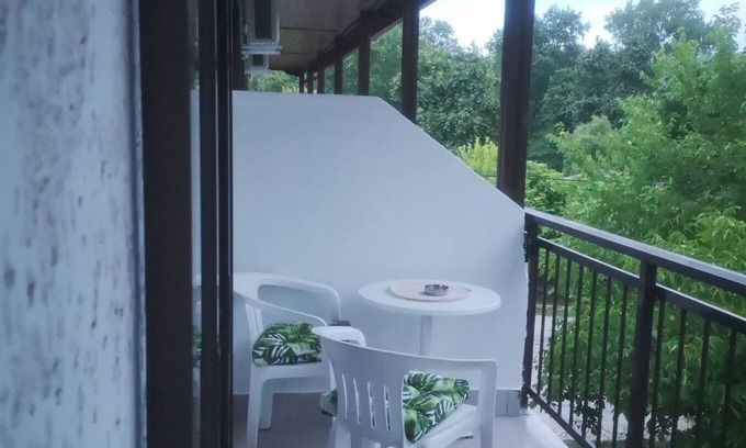 Paralia Skotinis House | Achillion b&b