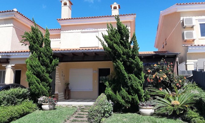 Xangri-La House | Acolhedora casa de praia em condomínio fechado à beira mar