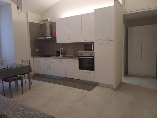 Esquilino House | Acquedotto di Nerone