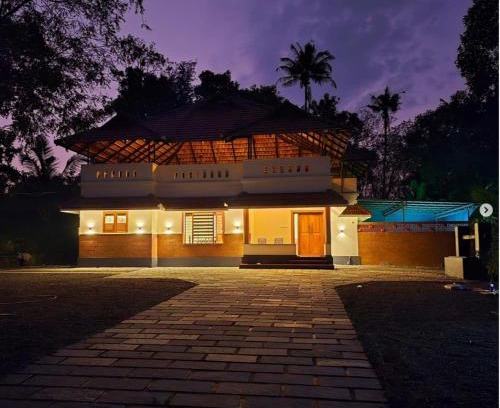 Muvattupuzha House | Acrewood Farmhouse