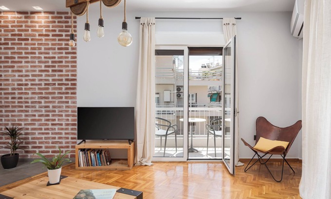 Koukaki Apartment | Acropolis Atmospheric Apartment