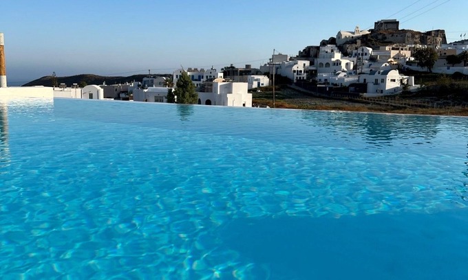 Akrotiri House | Acrothea Suites & Villas