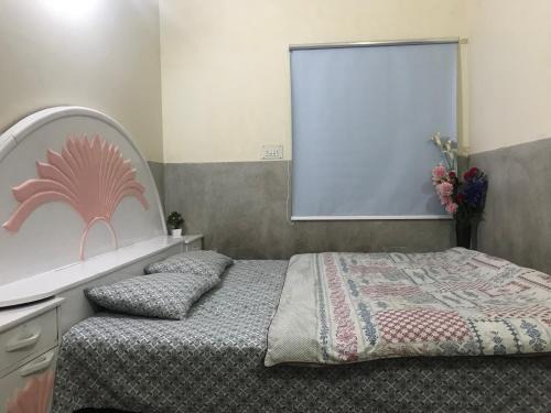 Gulberg Apartment | Adam’s House
