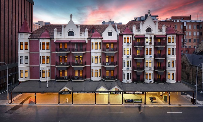 Adelaide Central Business District Apartment | Adelaide Mansions Serviced Apartments