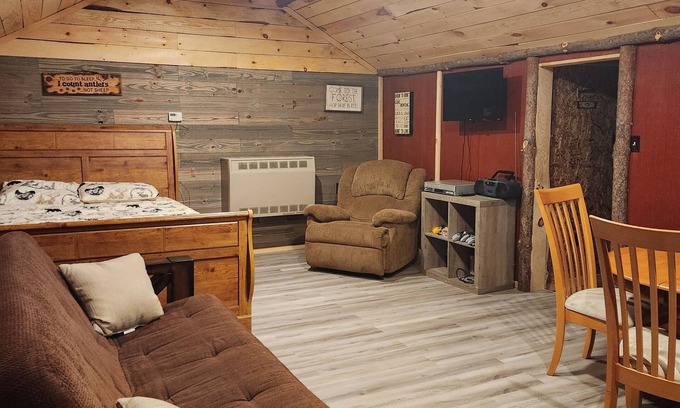 Croghan Cabin | Adirondack Cabin Retreat On West Branch of the Oswegatchie River!