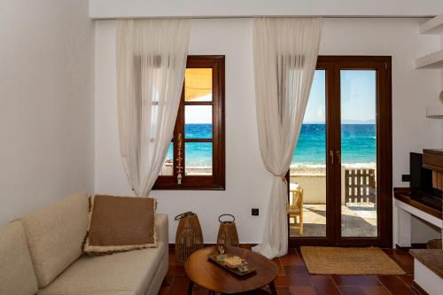 Kokkari Apartment | Aeolia Seaside Residence in Kokkari