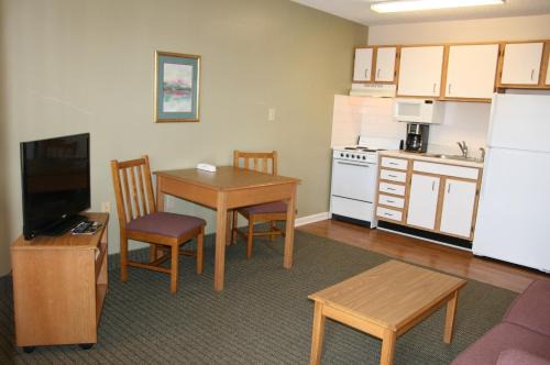 South Salisbury Hotel | Affordable Suites Salisbury