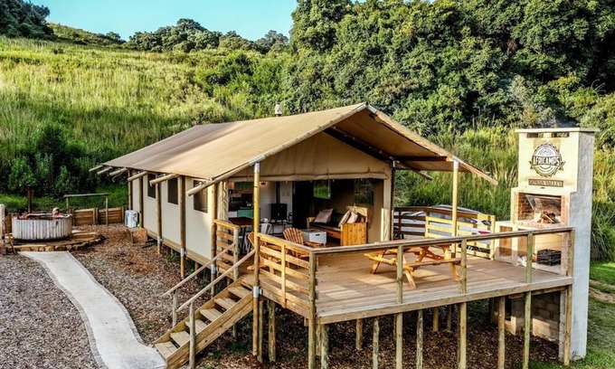 Balgowan RV Rental | AfriCamps at Gowan Valley - Glamping