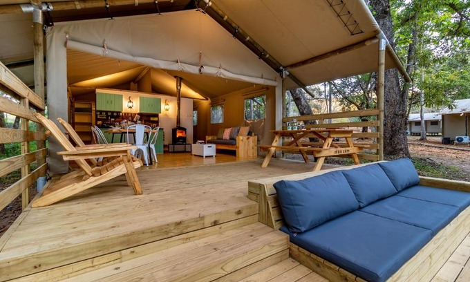 Ligfontein Ski Chalet | AfriCamps at Mackers