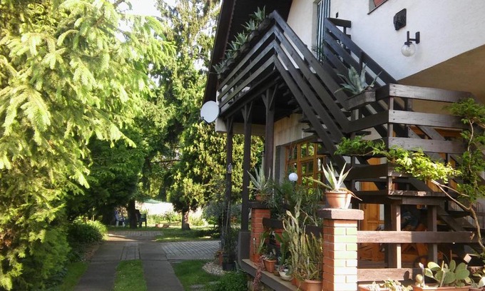 Velence Apartment | Agave Apartman