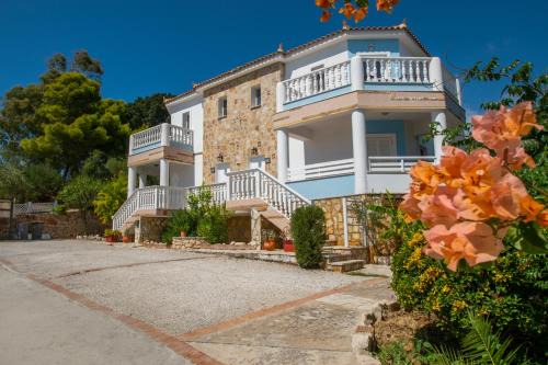 Agios Sostis Apartment | Agios Sostis Village Apartments