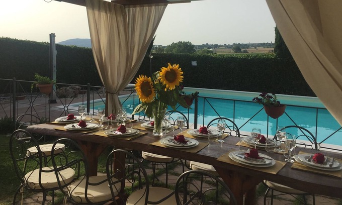 Montefalco House | Agriturismo il Poggio del Sole