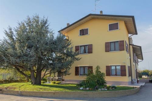 Bussolengo House | Agriturismo Pino Argentato