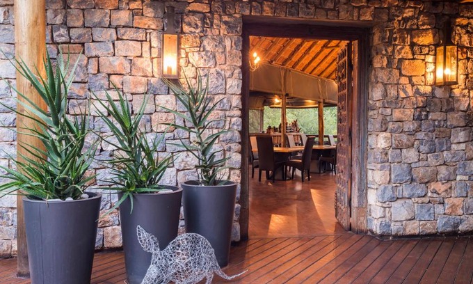 Madikwe Game Reserve Cabin | aha Thakadu River Camp