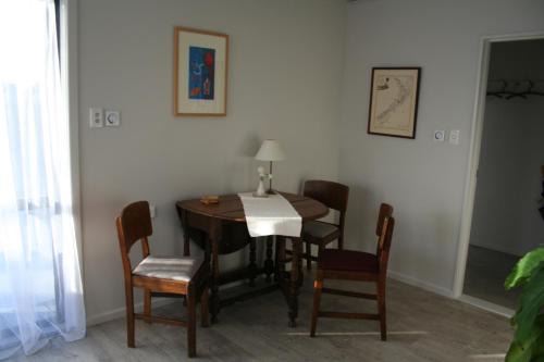 Waimate Bed & Breakfast | AHAVA Bed & Breakfast