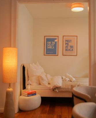 Ravensberg Apartment | AHOI HOMES - Stilvoller Altbau im Herzen Kiels