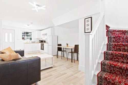 Coldharbour Apartment | Airy Spacious 1 Bedroom Aprtment with Garden in Brixton