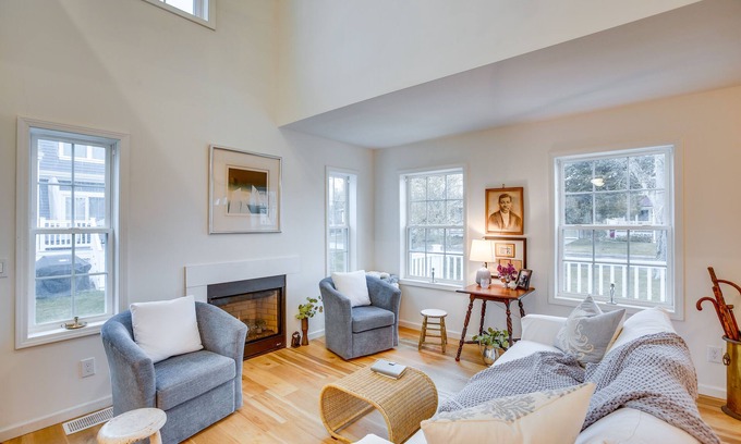 West Cape May Cottage | Airy West Cape May Cottage < 1 Mi to Beach!