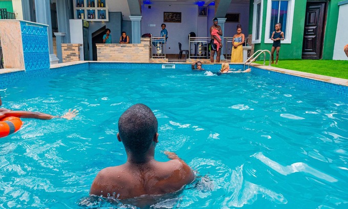 Oba Ile Hotel | Akure Airport Hotel