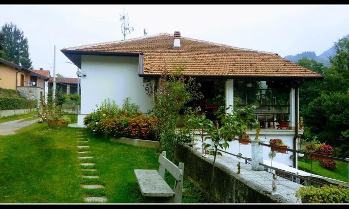 Azzio House | AL CIOS lago Maggiore