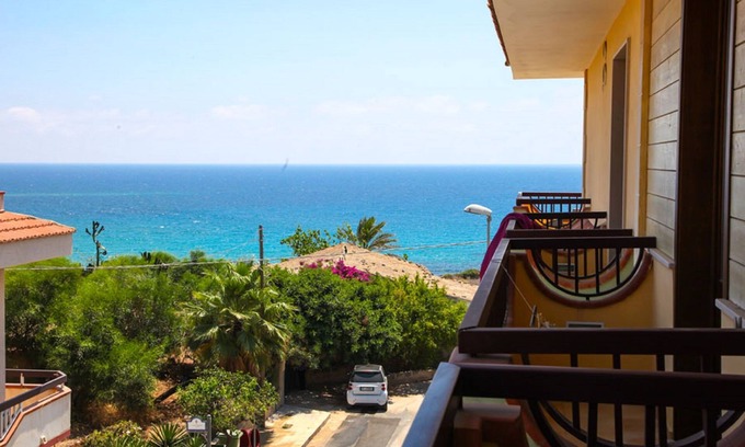 Portopalo di Capo Passero Hotel | Albergo Perseo