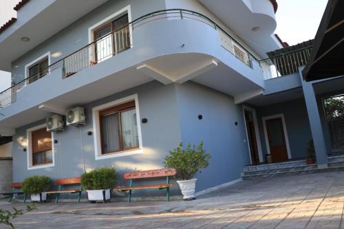 Sheqi i Vogel House | Albora Guest House