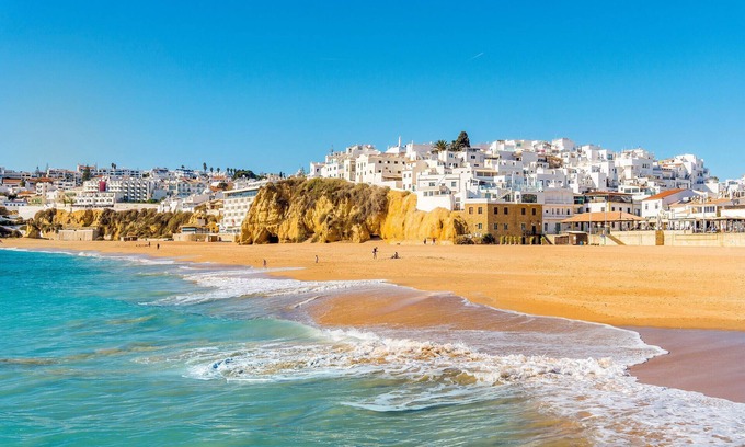 Albufeira Apartment | Albufeira Classic 2 by Homing