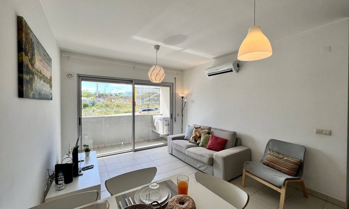 Monte Raposo Apartment | Alcantarilha Vilalux by Homing