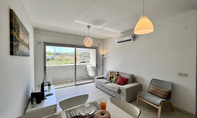 Monte Raposo Apartment | Alcantarilha Vilalux by Homing