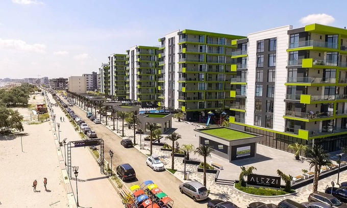 Mamaia-Sat Apartment | Alezzi Beach Resort