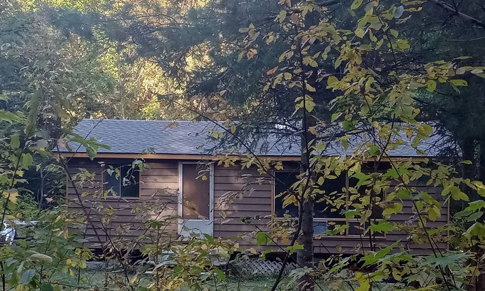 Perry Cabin | Algonquin Cabin on the Magnetawan river