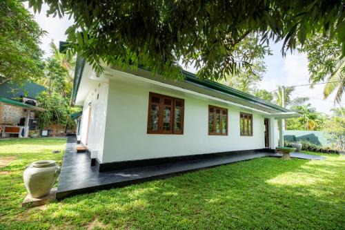 Padinnoruwa Villa | Allen Villa