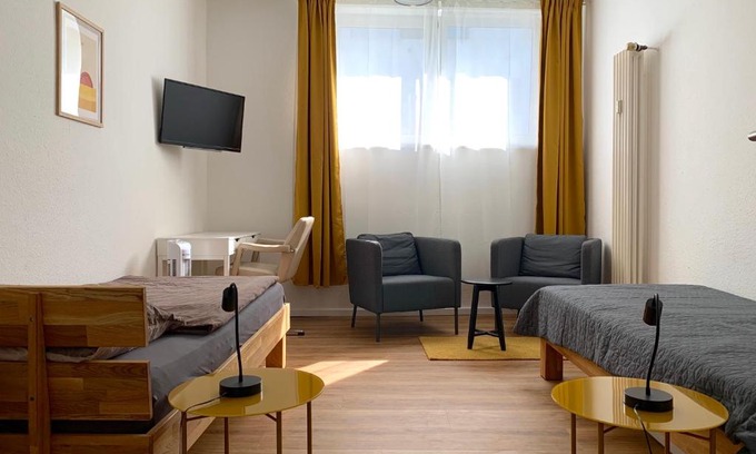 Brueck Apartment | Alles komplett - 2 Schlafzimmer, große Küche, Bad