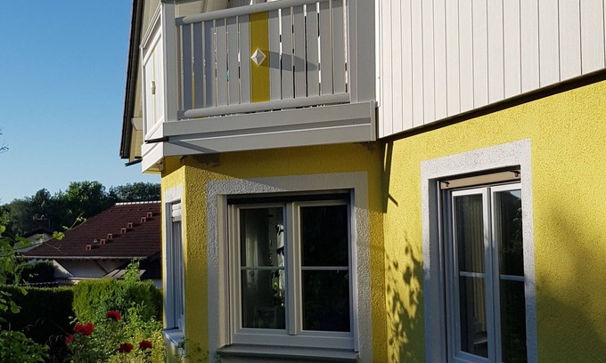 Unterallgau Apartment | Allgäu House Marlene with a large garden and pool