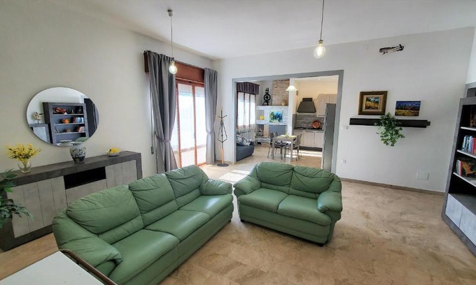 Adria Apartment | Alloggio spazioso e comodo con parcheggio gratuito