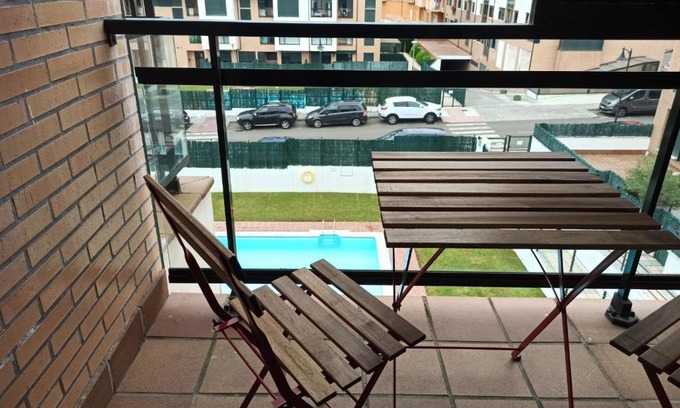 Posada de Llanes Apartment | Alloru, apartamento con piscina la playa a 3 km VUT-2714-AS
