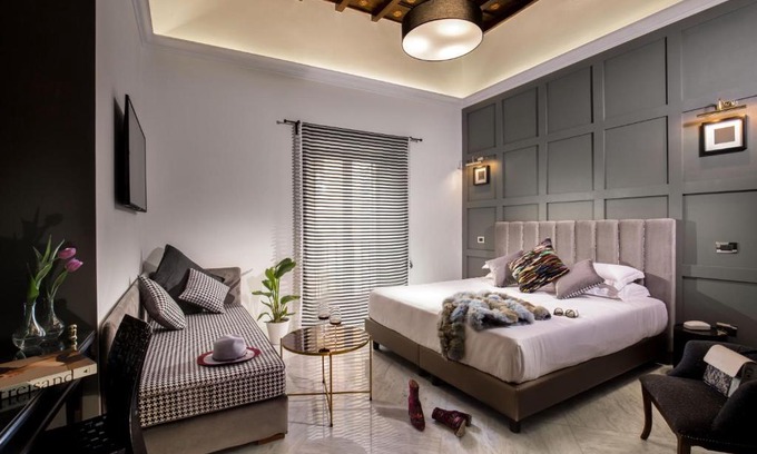 Rione XI Sant'Angelo House | Almaìt