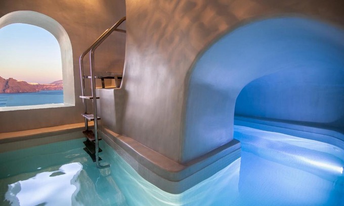 Oia Hotel | Aloia Villas