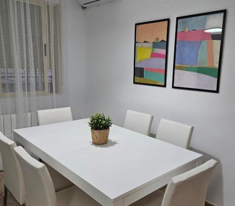 Hellin Apartment | Alojamiento centrico en Hellin con garaje