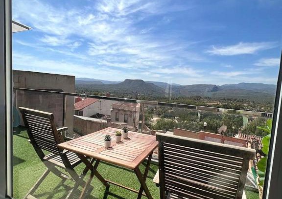 Losa del Obispo Apartment | Alojamiento en Losa del Obispo