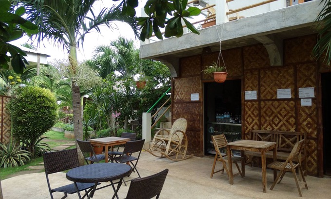 Danao House | Alona Grove Tourist Inn
