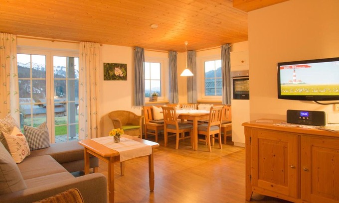 Balderschwang Apartment | Alpenrösle Ferienwohnungen - Berge - Ruhe - Traumaussicht, 2- und 3-Raum-Wohnungen, Panoramasauna