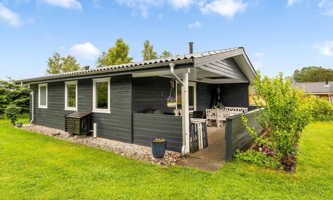 Hou House | "Alste" - 900m from the sea by Interhome