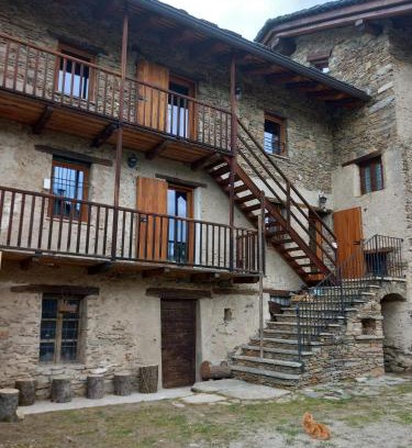 San Damiano Macra Bed & Breakfast | Alte terre lab&room